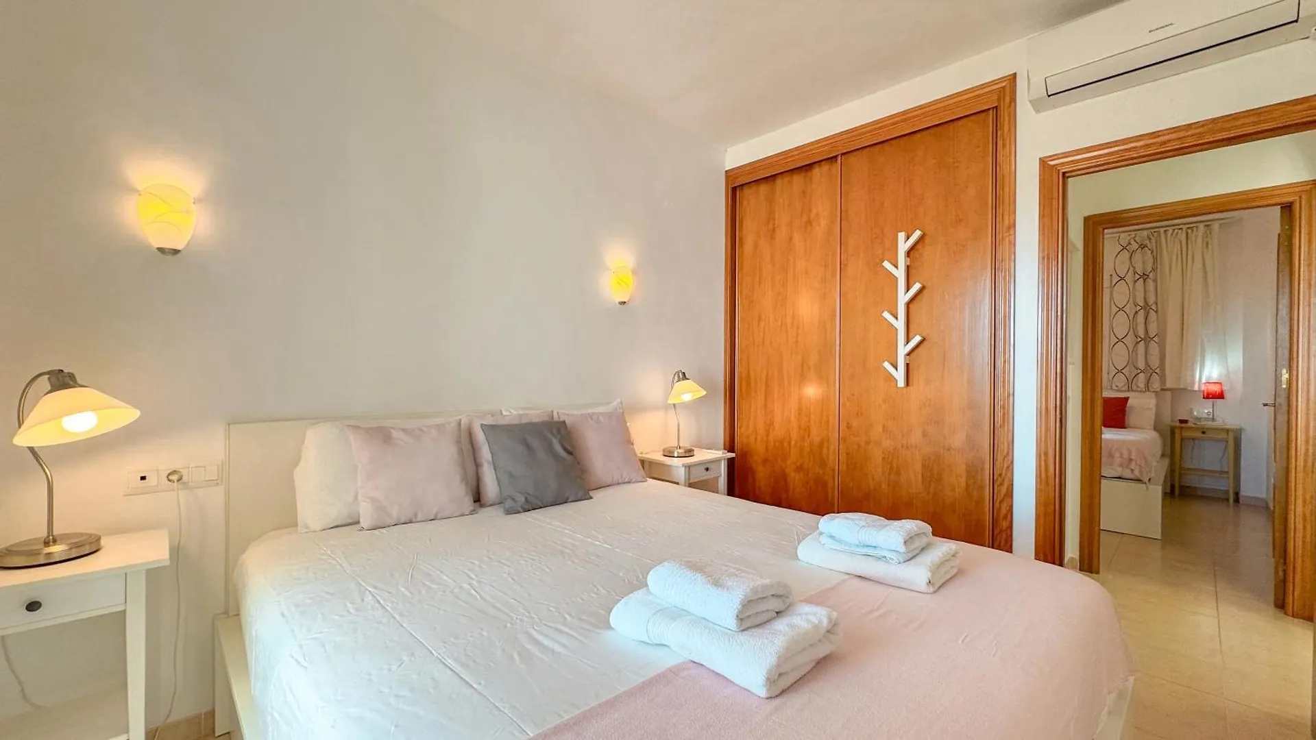 Urb Chimenea Apartment Nerja