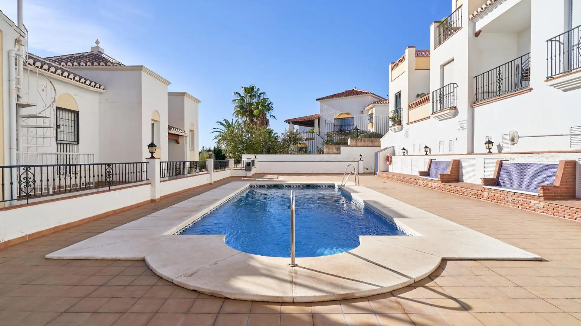 Urb Chimenea Apartment Nerja Spain