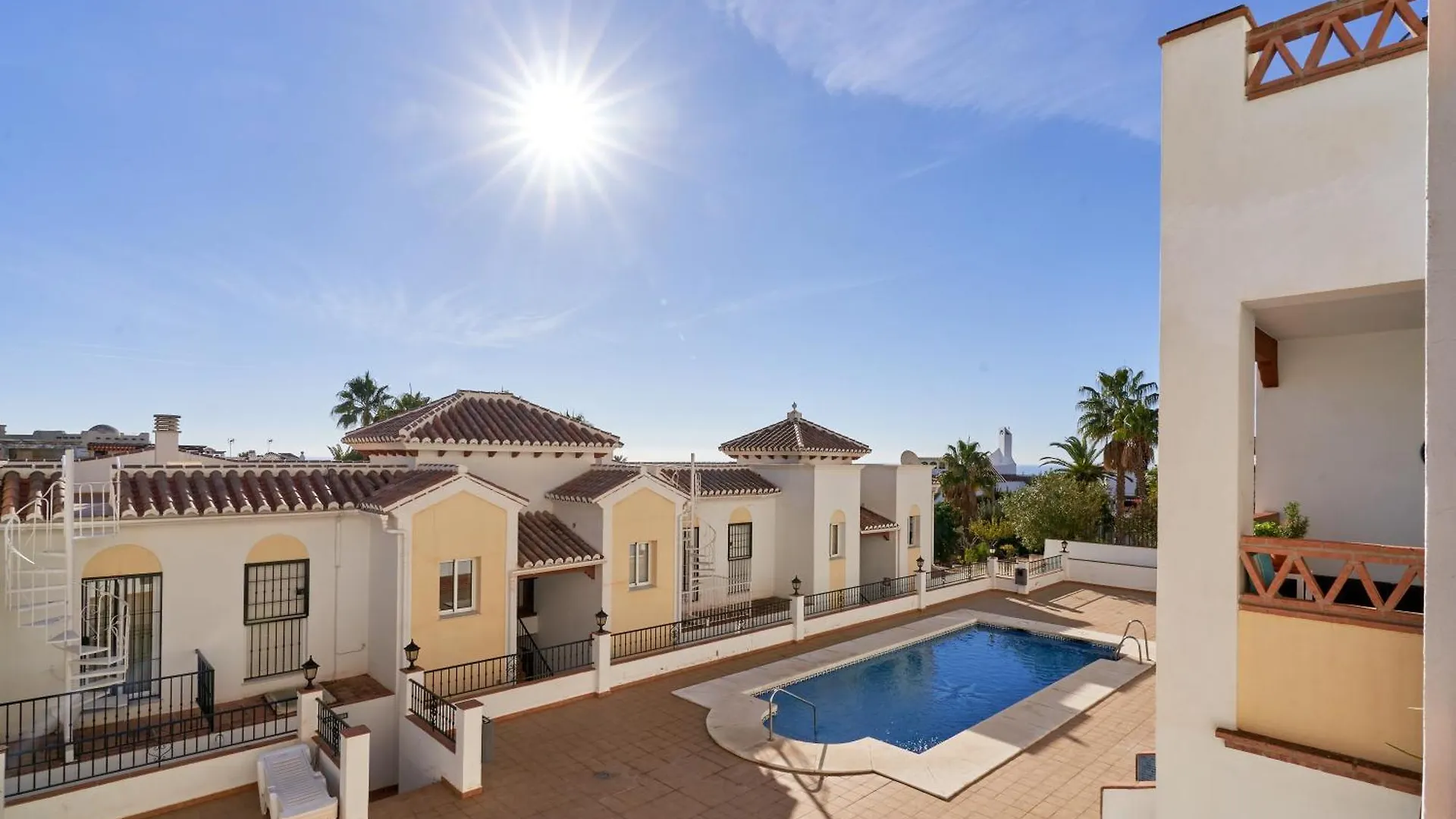 Urb Chimenea Apartment Nerja