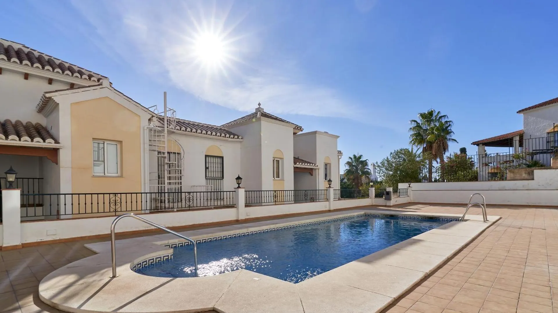 Urb Chimenea Apartment Nerja